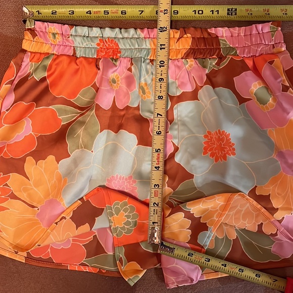Final Price. NWT, Shiny Floral Track Shorts, L - Picture 2 of 12